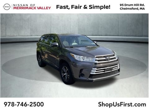 1 image of 2019 Toyota Highlander LE