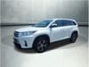 3 thumbnail image of  2019 Toyota Highlander LE
