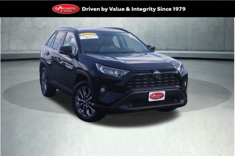 1 image of 2019 Toyota RAV4 XLE PREM AWD SUV