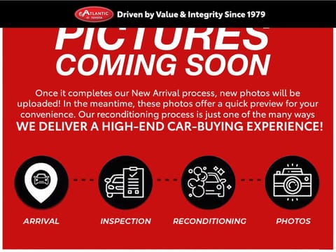 1 image of 2020 Toyota Highlander Hybrid XLE