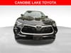 2 thumbnail image of  2020 Toyota Highlander XLE
