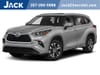 1 placeholder image of  2021 Toyota Highlander XLE