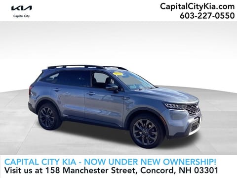 1 image of 2022 Kia Sorento X-Line EX