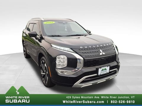 1 image of 2022 Mitsubishi Outlander SEL