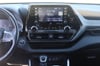 29 thumbnail image of  2022 Toyota Highlander Limited