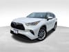 3 thumbnail image of  2022 Toyota Highlander Limited