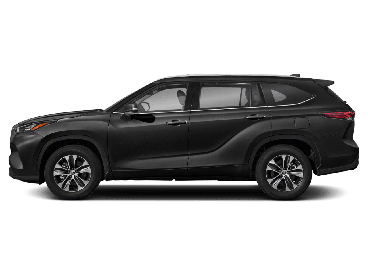 2 thumbnail image of  2022 Toyota Highlander XLE