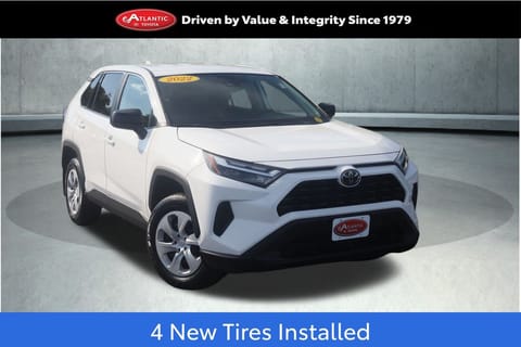 1 image of 2022 Toyota RAV4 Hybrid SE AWD SUV