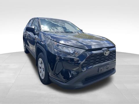 1 image of 2022 Toyota RAV4 LE