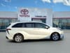 2 thumbnail image of  2022 Toyota Sienna Platinum