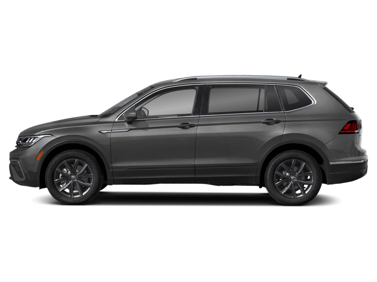 1 thumbnail image of  2022 Volkswagen Tiguan 2.0T SE