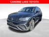 3 thumbnail image of  2022 Volkswagen Tiguan 2.0T SE