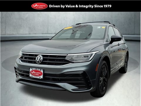 1 image of 2022 Volkswagen Tiguan 2.0T SE R-Line Black
