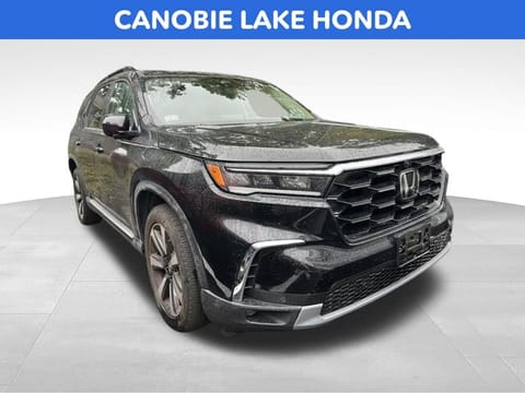 1 image of 2023 Honda Pilot Elite