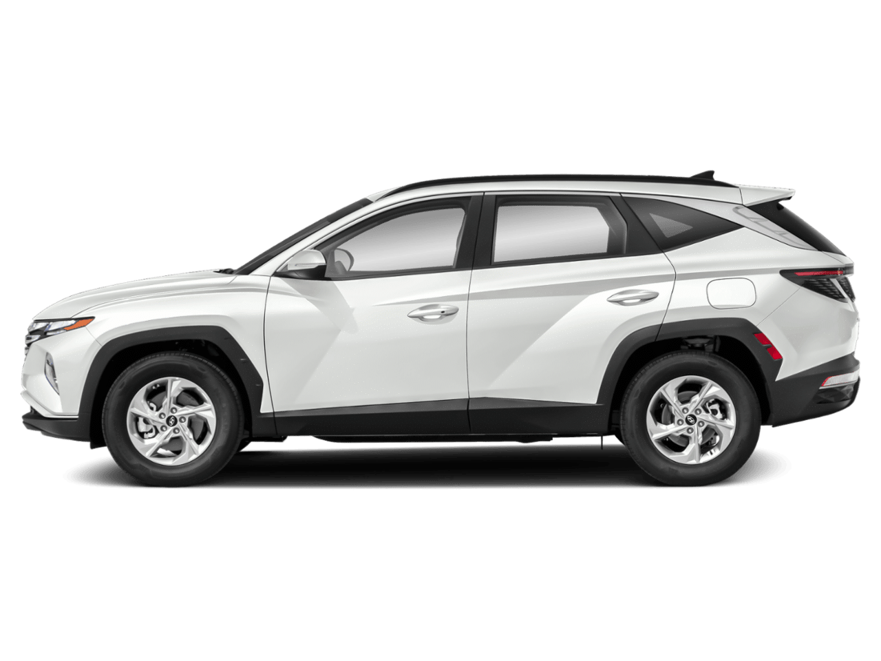 2 thumbnail image of  2023 Hyundai Tucson SEL