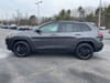 3 thumbnail image of  2023 Jeep Cherokee Altitude