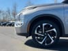 12 thumbnail image of  2023 Mitsubishi Outlander SE