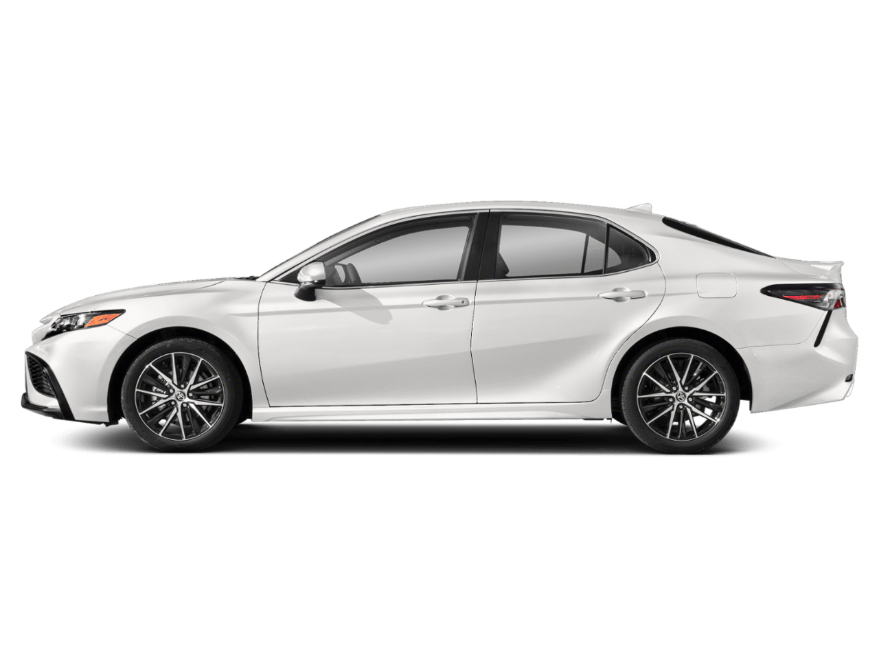 2 thumbnail image of  2023 Toyota Camry SE