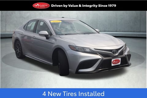 1 image of 2023 Toyota Camry SE AWD