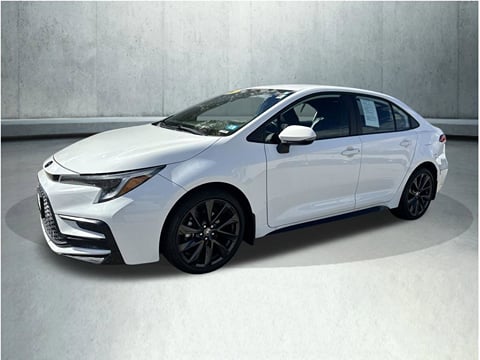 1 image of 2023 Toyota Corolla SE