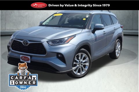 1 image of 2023 Toyota Highlander Limited
