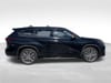 8 thumbnail image of  2023 Toyota Highlander Platinum