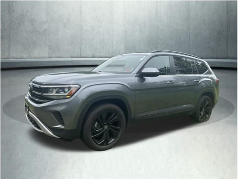 1 image of 2023 Volkswagen Atlas 2.0T SE w/Technology