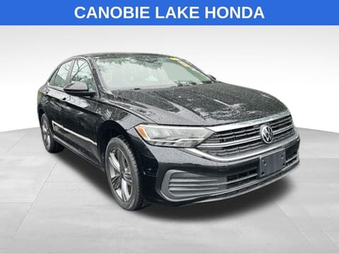 1 image of 2023 Volkswagen Jetta 1.5T SE
