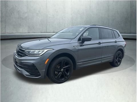 1 image of 2023 Volkswagen Tiguan 2.0T SE R-Line Black
