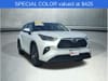 4 thumbnail image of  2024 Toyota Highlander XLE