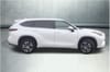 10 thumbnail image of  2024 Toyota Highlander XLE