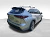 6 thumbnail image of  2024 Toyota Highlander XLE