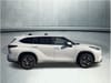 13 thumbnail image of  2024 Toyota Highlander XLE