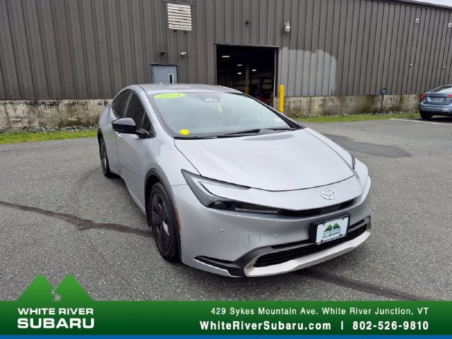 2024 Toyota Prius Prime SE