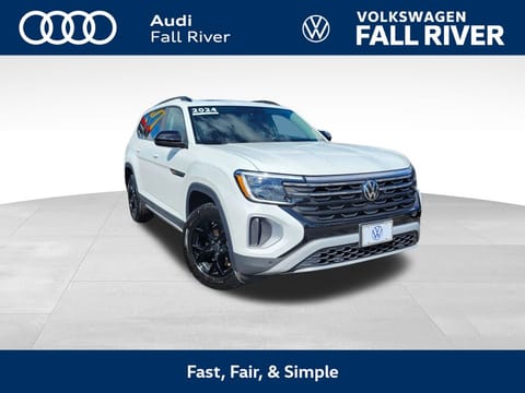 1 image of 2024 Volkswagen Atlas 2.0T Peak Edition SE w/Technology