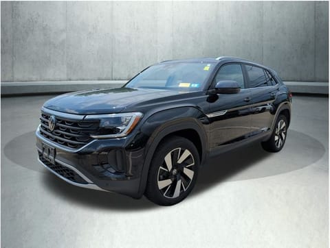 1 image of 2024 Volkswagen Atlas Cross Sport 2.0T SE w/Technology