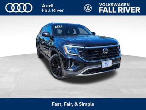 1 image of 2024 Volkswagen Atlas Cross Sport 2.0T SE w/Technology