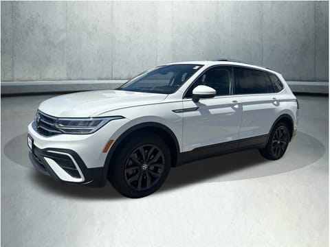 1 image of 2024 Volkswagen Tiguan 2.0T SE