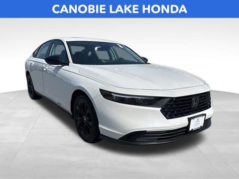 1 image of 2025 Honda Accord SE