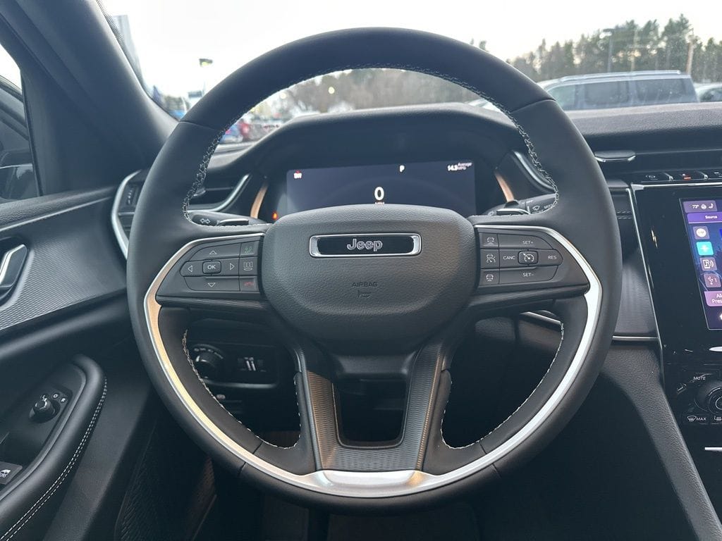 2025 Jeep Grand Cherokee Altitude - Photo 16