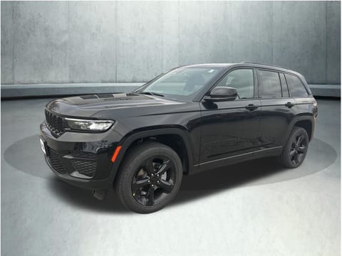 1 image of 2025 Jeep Grand Cherokee Altitude X