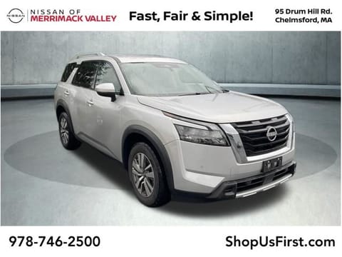 1 image of 2025 Nissan Pathfinder SL