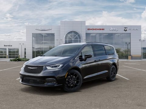 1 image of 2026 Chrysler Pacifica Limited