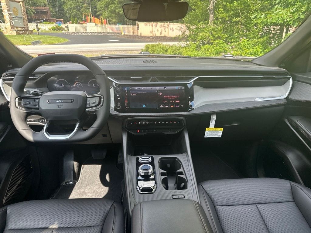 2026 Jeep Cherokee Limited - Photo 12