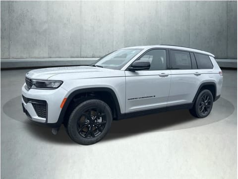 1 image of 2026 Jeep Grand Cherokee L Altitude