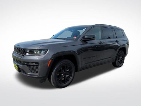 1 image of 2026 Jeep Grand Cherokee L Laredo
