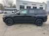 2 thumbnail image of  2026 Jeep Grand Cherokee Laredo