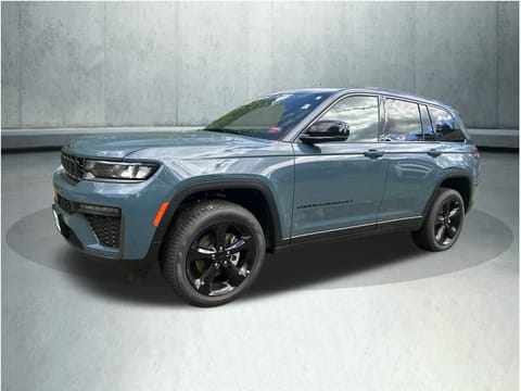 1 image of 2026 Jeep Grand Cherokee Limited
