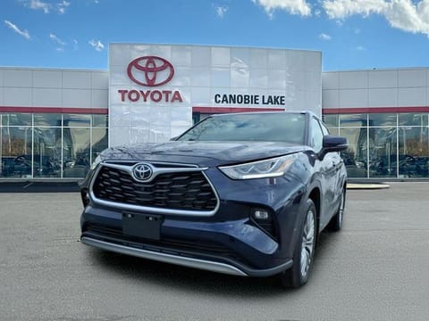 1 image of 2026 Toyota Highlander Hybrid Platinum