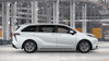 14 thumbnail image of  2026 Toyota Sienna Limited